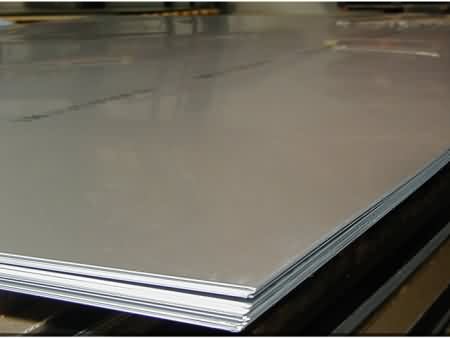 1.5 - 5 mm kalınlıkta mat renkte 304 kalite paslanmaz çelik saclar.